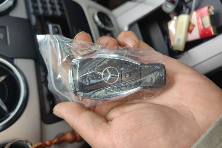 Used Mercedes-Benz GLK-Class 2015 GLK 260 4MATIC Dynamic Edition Ultimate Version Vehicle Key