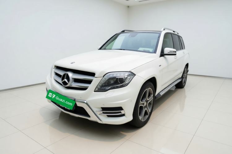 Używany Mercedes-Benz GLK-Class 2015 GLK 300 4MATIC Fashion Edition Ultimate Version Guazi used car, China used car export, Used car for sale, Used  cars, Cheapest cars for sale