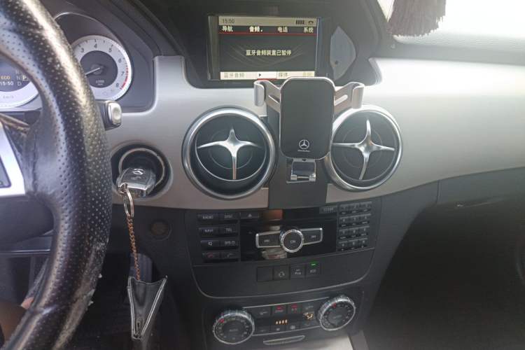 Used Mercedes-Benz GLK-Class 2015 GLK 260 4MATIC Dynamic Edition Ultimate Version Audio And AC Panel