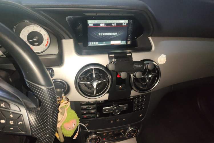 Used Mercedes-Benz GLK-Class 2015 GLK 260 4MATIC Fashion Edition Ultimate Version Audio And AC Panel