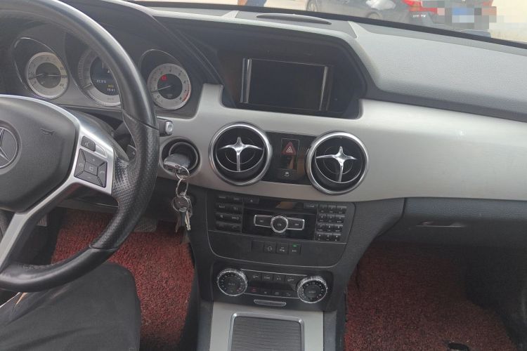 Used Mercedes-Benz GLK-Class 2015 GLK 260 4MATIC Dynamic Edition Ultimate Version Audio And AC Panel
