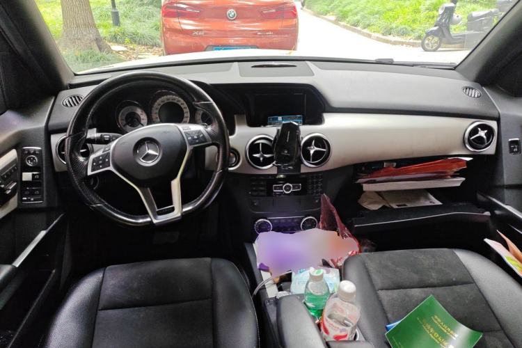 Used Mercedes-Benz GLK-Class 2015 GLK 300 4MATIC Fashion Edition Ultimate Version Center Console