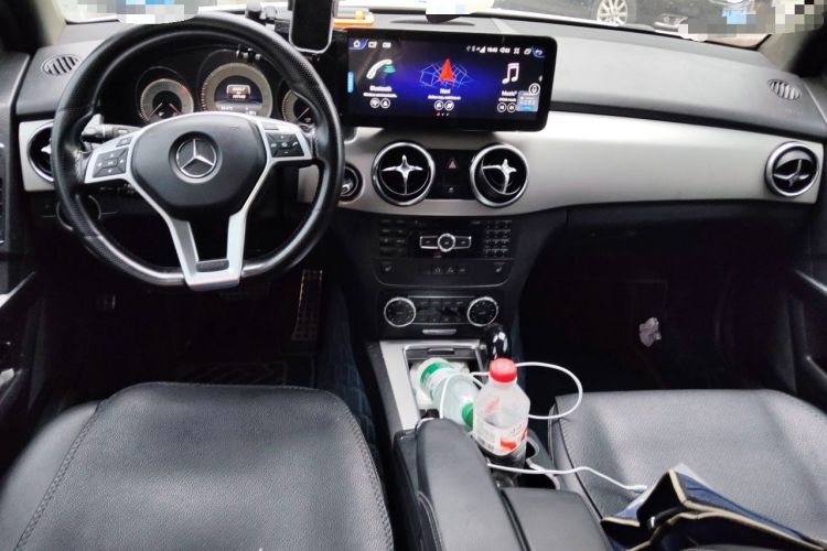 Used Mercedes-Benz GLK-Class 2015 GLK 260 4MATIC Fashion Edition Ultimate Version Center Console