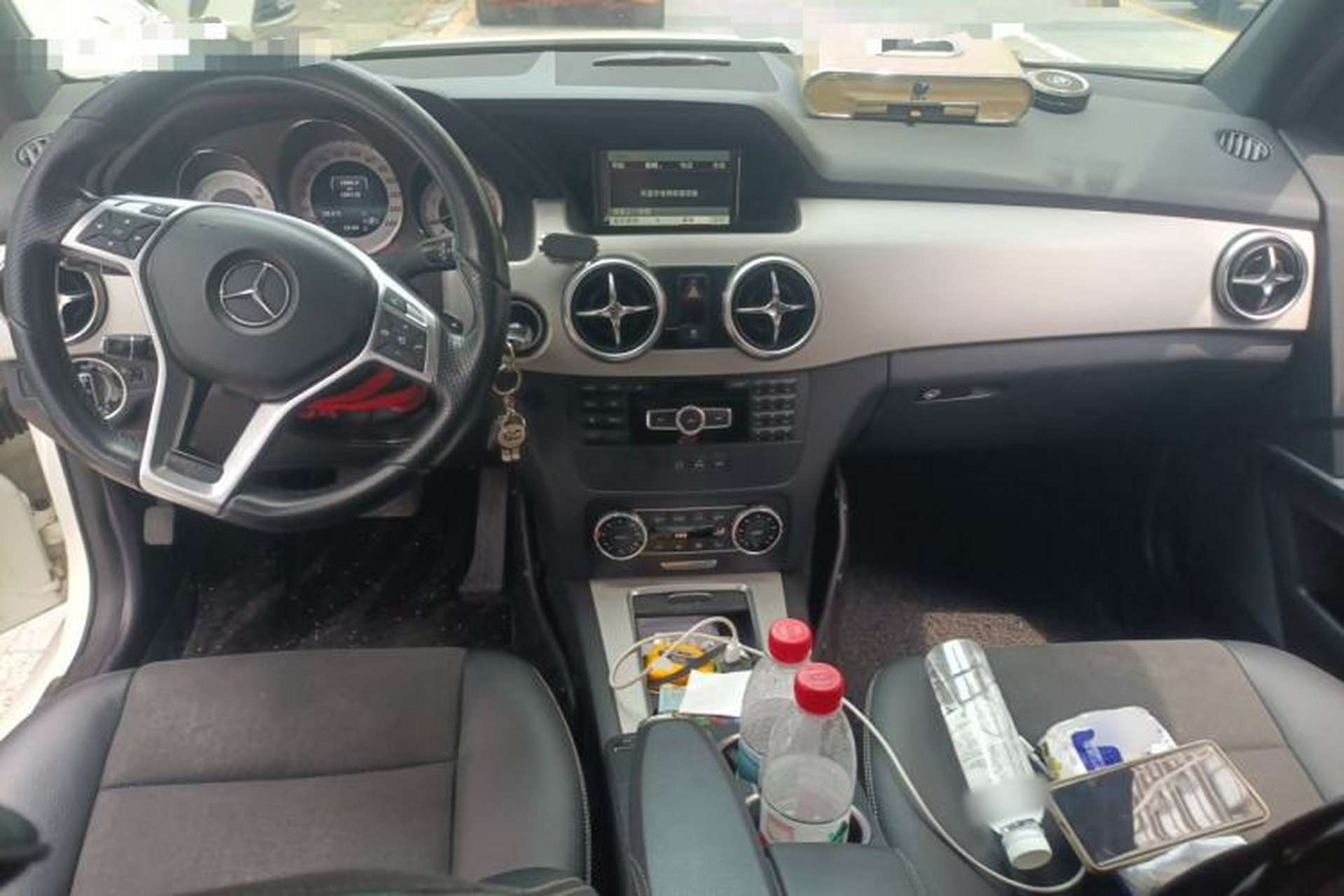 Used Mercedes-Benz GLK-Class 2015 GLK 260 4MATIC Dynamic Edition Ultimate Version Center Console