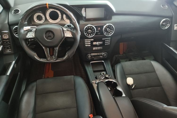 Used Mercedes-Benz GLK-Class 2015 GLK 260 4MATIC Dynamic Edition Ultimate Version Center Console