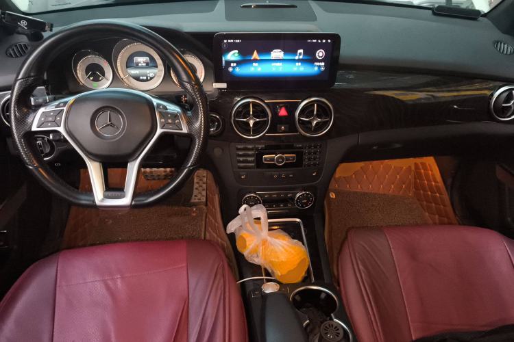 Used Mercedes-Benz GLK-Class 2015 GLK 260 4MATIC Fashion Edition Ultimate Version Center Console