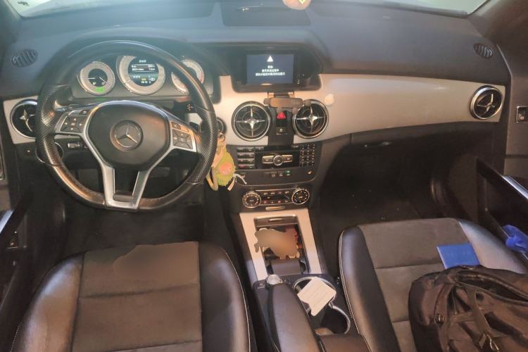 Used Mercedes-Benz GLK-Class 2015 GLK 260 4MATIC Fashion Edition Ultimate Version Center Console