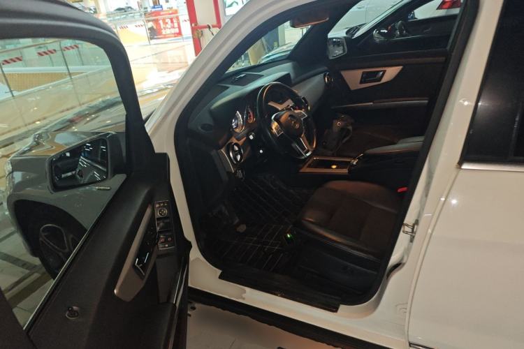Used Mercedes-Benz GLK-Class 2015 GLK 300 4MATIC Fashion Edition Ultimate Version Driver Seat