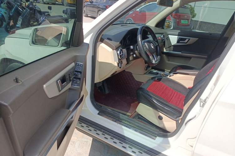 Used Mercedes-Benz GLK-Class 2015 GLK 300 4MATIC Fashion Edition Ultimate Version Driver Seat