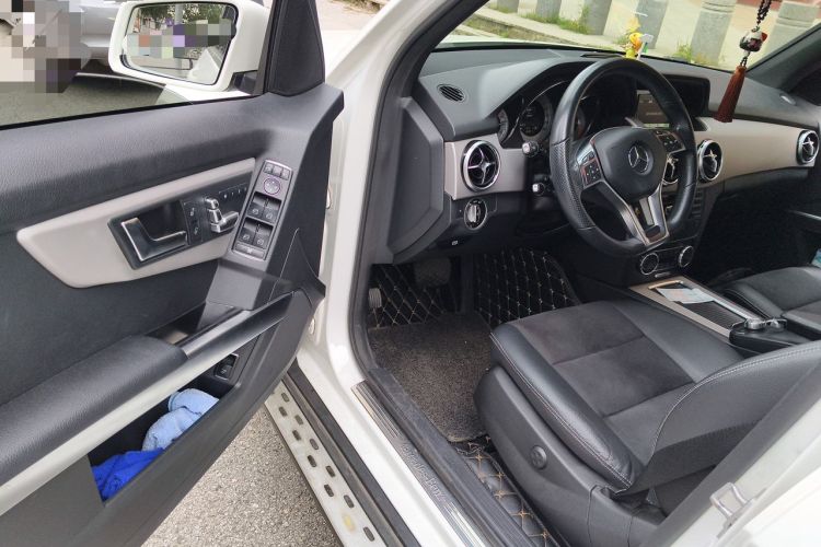 Used Mercedes-Benz GLK-Class 2015 GLK 260 4MATIC Fashion Edition Ultimate Version Driver Seat