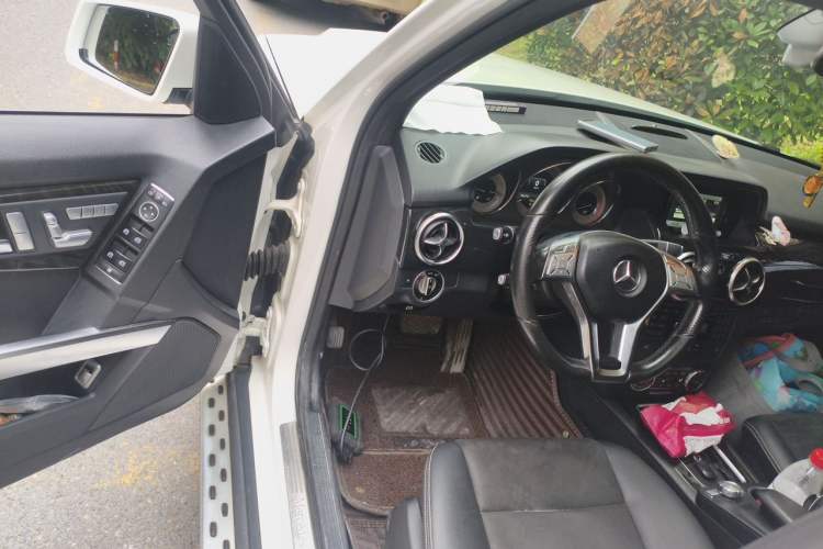 Used Mercedes-Benz GLK-Class 2015 GLK 260 4MATIC Fashion Edition Ultimate Version Driver Seat