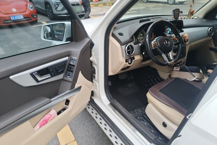 Used Mercedes-Benz GLK-Class 2015 GLK 260 4MATIC Fashion Edition Ultimate Version Driver Seat