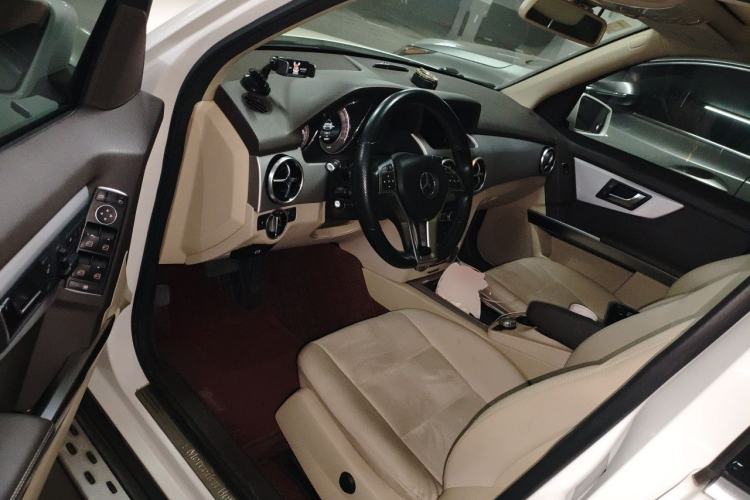 Used Mercedes-Benz GLK-Class 2015 GLK 260 4MATIC Dynamic Edition Ultimate Version Driver Seat
