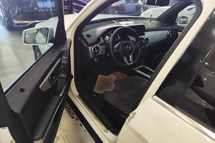 Used Mercedes-Benz GLK-Class 2015 GLK 260 4MATIC Fashion Edition Ultimate Version Driver Seat