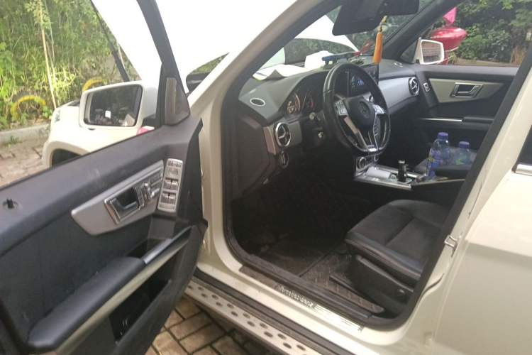 Used Mercedes-Benz GLK-Class 2015 GLK 260 4MATIC Dynamic Edition Ultimate Version Driver Seat
