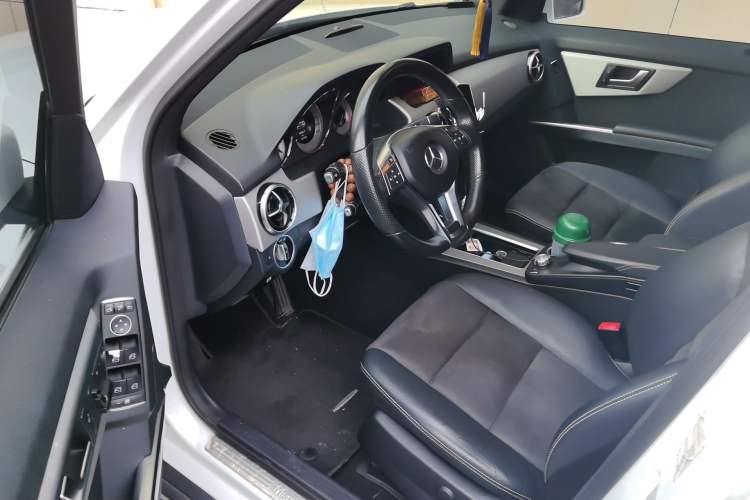 Used Mercedes-Benz GLK-Class 2015 GLK 260 4MATIC Fashion Edition Ultimate Version Driver Seat