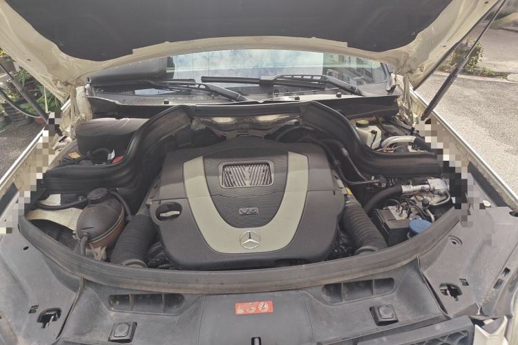 Used Mercedes-Benz GLK-Class 2015 GLK 300 4MATIC Luxury Ultimate Edition Engine Bay