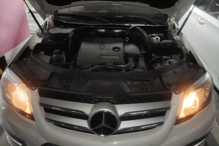 Used Mercedes-Benz GLK-Class 2015 GLK 260 4MATIC Dynamic Edition Ultimate Version Engine Bay