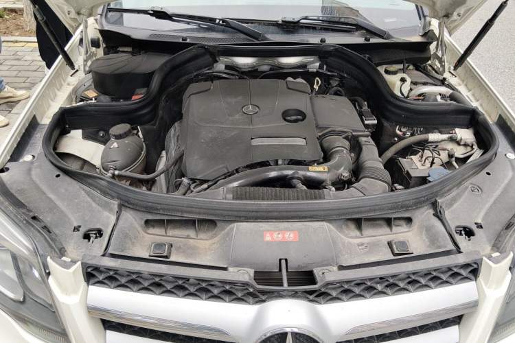 Used Mercedes-Benz GLK-Class 2015 GLK 260 4MATIC Dynamic Edition Ultimate Version Engine Bay