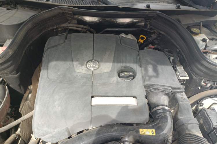 Used Mercedes-Benz GLK-Class 2015 GLK 260 4MATIC Dynamic Edition Ultimate Version Engine Bay