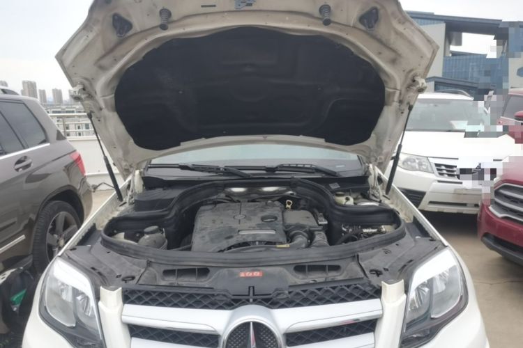 Used Mercedes-Benz GLK-Class 2015 GLK 260 4MATIC Dynamic Edition Ultimate Version Engine Bay