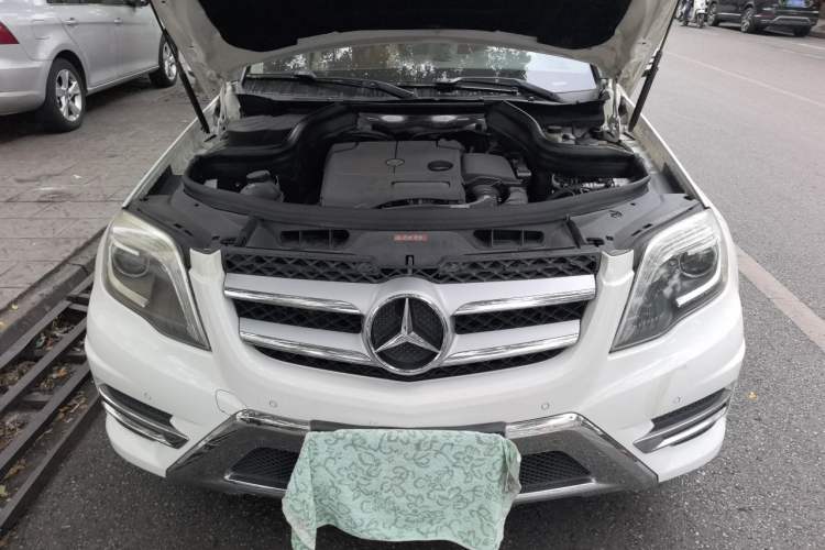 Used Mercedes-Benz GLK-Class 2015 GLK 260 4MATIC Dynamic Edition Ultimate Version Engine Bay