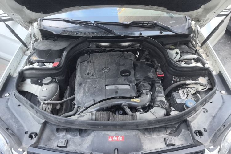 Used Mercedes-Benz GLK-Class 2015 GLK 260 4MATIC Fashion Edition Ultimate Version Engine Bay