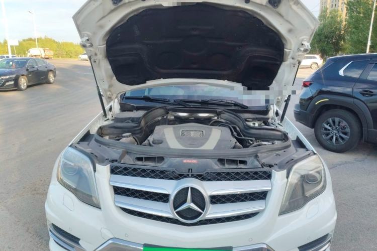 Used Mercedes-Benz GLK-Class 2015 GLK 300 4MATIC Fashion Edition Ultimate Version Engine Bay