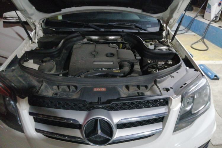 Used Mercedes-Benz GLK-Class 2015 GLK 260 4MATIC Dynamic Edition Ultimate Version Engine Bay