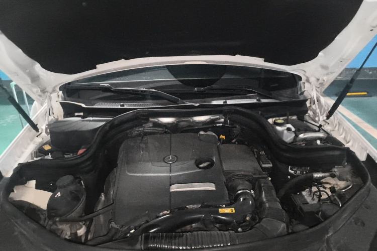 Used Mercedes-Benz GLK-Class 2015 GLK 260 4MATIC Fashion Edition Ultimate Version Engine Bay