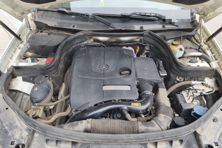 Used Mercedes-Benz GLK-Class 2015 GLK 260 4MATIC Fashion Edition Ultimate Version Engine Bay