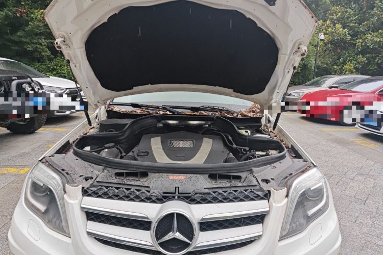 Used Mercedes-Benz GLK-Class 2015 GLK 300 4MATIC Fashion Edition Ultimate Version Engine Bay