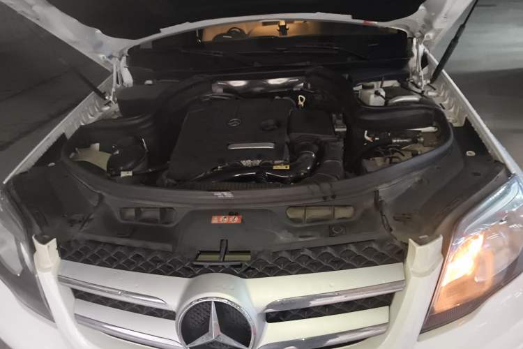 Used Mercedes-Benz GLK-Class 2015 GLK 260 4MATIC Dynamic Edition Ultimate Version Engine Bay