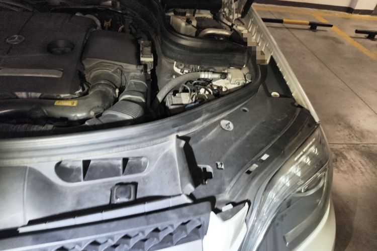Used Mercedes-Benz GLK-Class 2015 GLK 260 4MATIC Fashion Edition Ultimate Version Engine Bay Left
