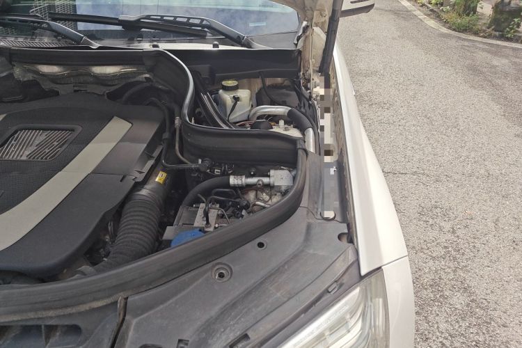 Used Mercedes-Benz GLK-Class 2015 GLK 300 4MATIC Luxury Ultimate Edition Engine Bay Left