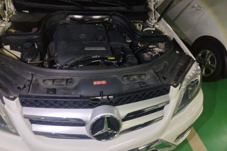 Used Mercedes-Benz GLK-Class 2015 GLK 260 4MATIC Fashion Edition Ultimate Version Engine Bay Left