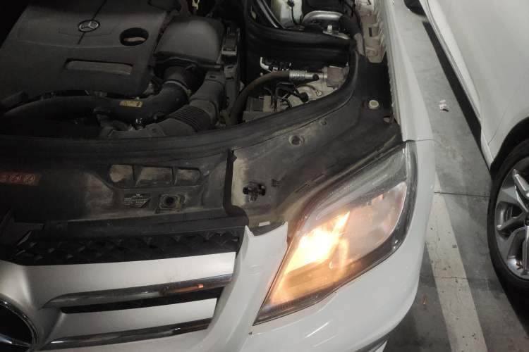 Used Mercedes-Benz GLK-Class 2015 GLK 260 4MATIC Dynamic Edition Ultimate Version Engine Bay Left
