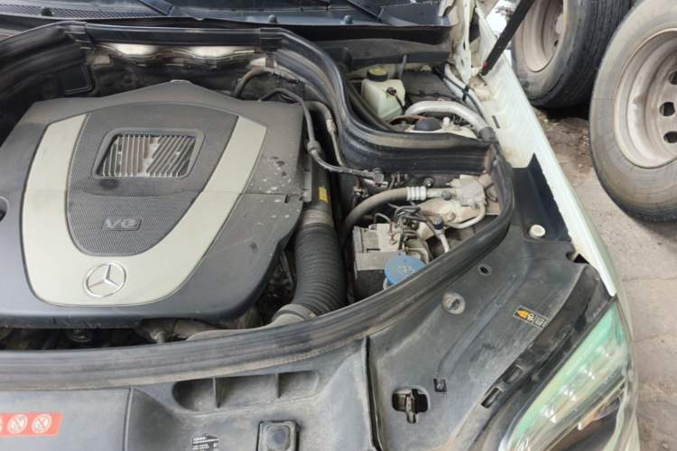 Used Mercedes-Benz GLK-Class 2015 GLK 300 4MATIC Fashion Edition Ultimate Version Engine Bay Left