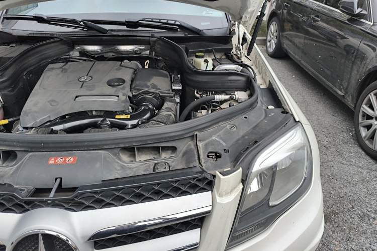 Used Mercedes-Benz GLK-Class 2015 GLK 260 4MATIC Dynamic Edition Ultimate Version Engine Bay Left