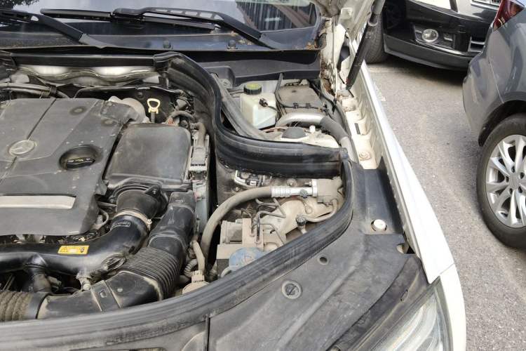 Used Mercedes-Benz GLK-Class 2015 GLK 260 4MATIC Dynamic Edition Ultimate Version Engine Bay Left