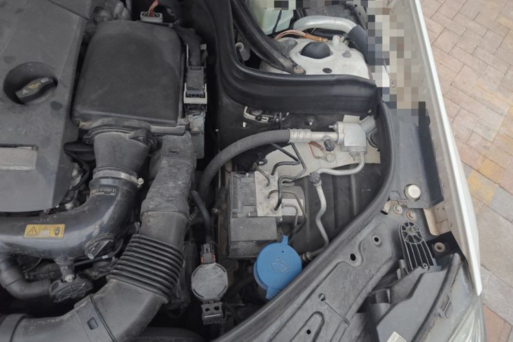 Used Mercedes-Benz GLK-Class 2015 GLK 260 4MATIC Fashion Edition Ultimate Version Engine Bay Left