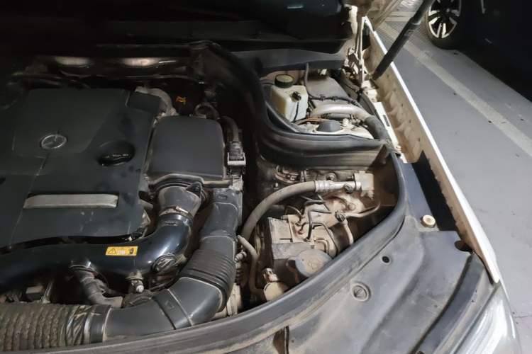 Used Mercedes-Benz GLK-Class 2015 GLK 260 4MATIC Dynamic Edition Ultimate Version Engine Bay Left