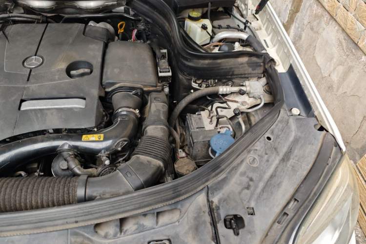 Used Mercedes-Benz GLK-Class 2015 GLK 260 4MATIC Dynamic Edition Ultimate Version Engine Bay Left