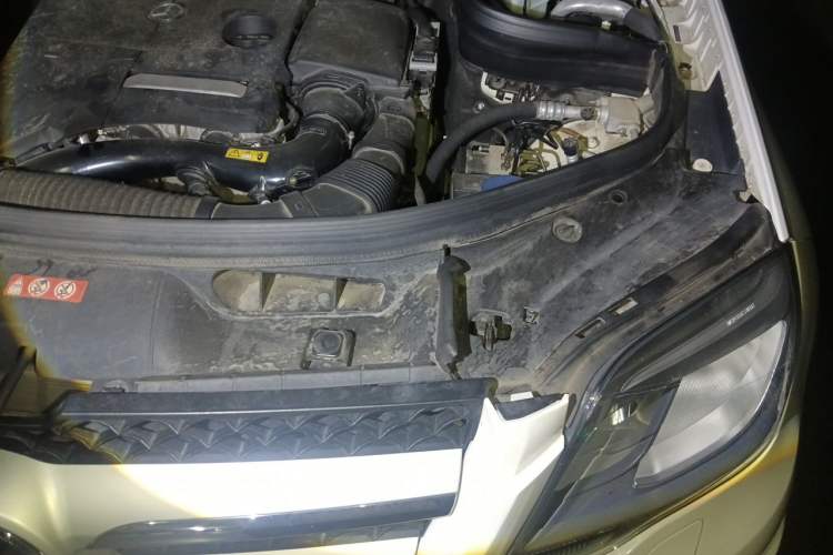 Used Mercedes-Benz GLK-Class 2015 GLK 260 4MATIC Dynamic Edition Ultimate Version Engine Bay Left