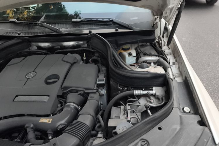 Used Mercedes-Benz GLK-Class 2015 GLK 260 4MATIC Fashion Edition Ultimate Version Engine Bay Left