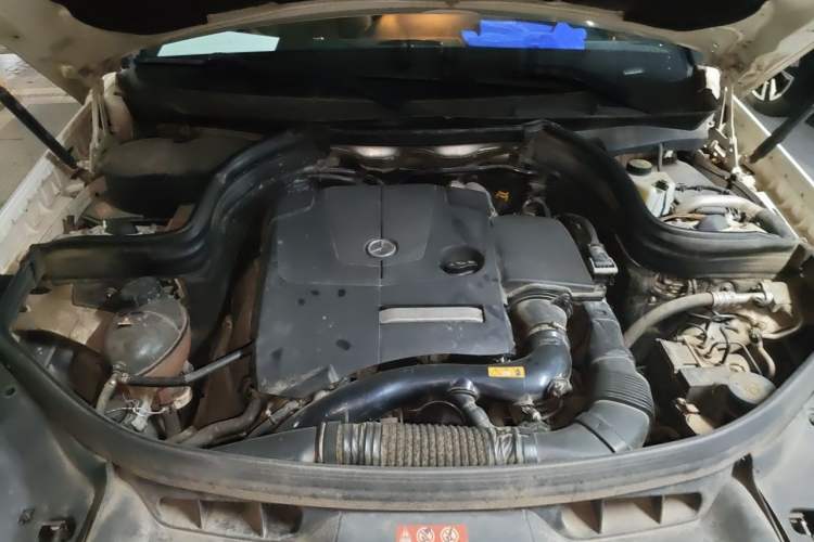 Used Mercedes-Benz GLK-Class 2015 GLK 260 4MATIC Dynamic Edition Ultimate Version Engine Bay