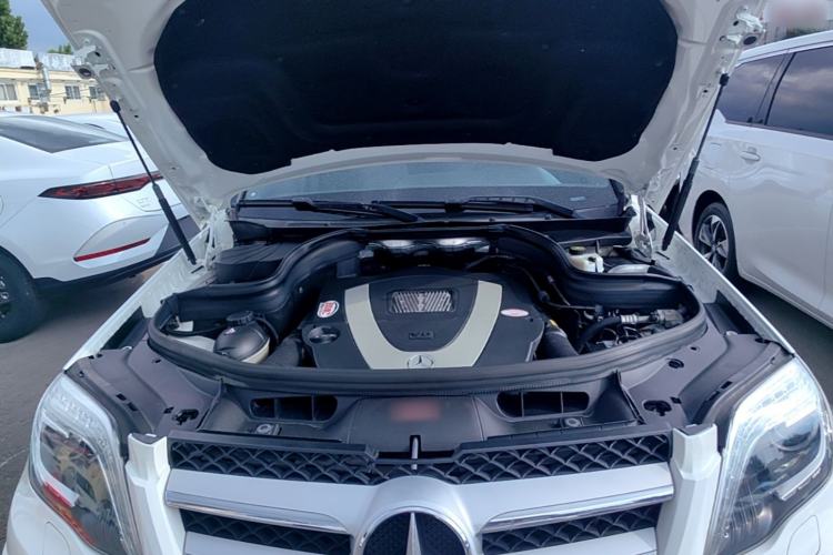 Used Mercedes-Benz GLK-Class 2015 GLK 300 4MATIC Fashion Edition Ultimate Version Engine Bay