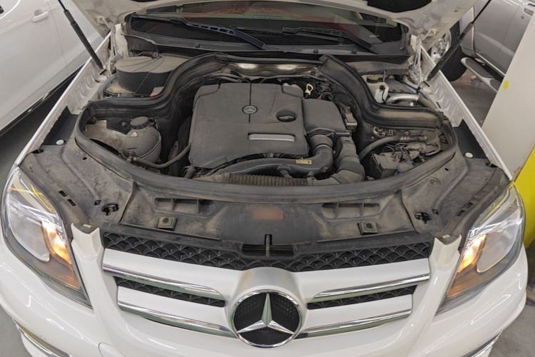 Used Mercedes-Benz GLK-Class 2015 GLK 260 4MATIC Dynamic Edition Ultimate Version Engine Bay
