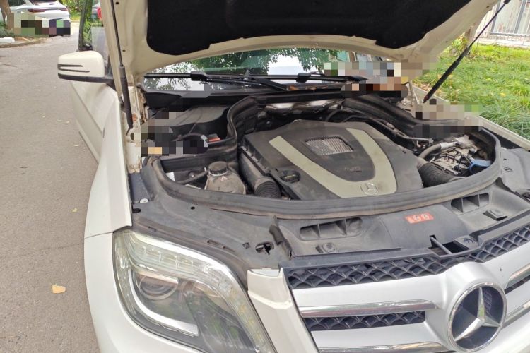Used Mercedes-Benz GLK-Class 2015 GLK 300 4MATIC Fashion Edition Ultimate Version Engine Bay Right