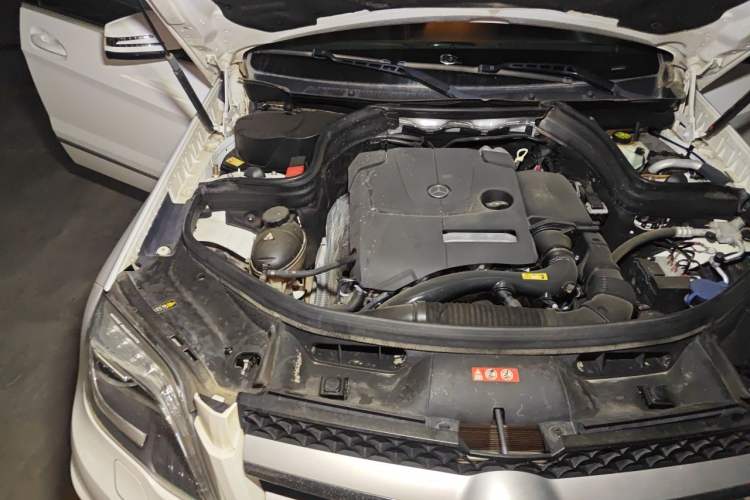 Used Mercedes-Benz GLK-Class 2015 GLK 260 4MATIC Fashion Edition Ultimate Version Engine Bay Right